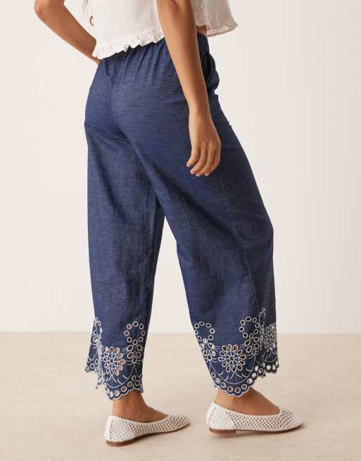 JDY Petite embroidery detail cropped trousers in mid blue wash , 3 of 5
