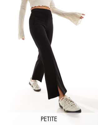 New Look - Geribbelde flare legging met split aan de zijkant in zwart