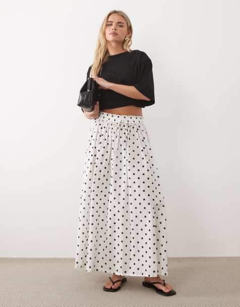 JDY Petite - Geplooide maxi rok in wit met stippen - view 1