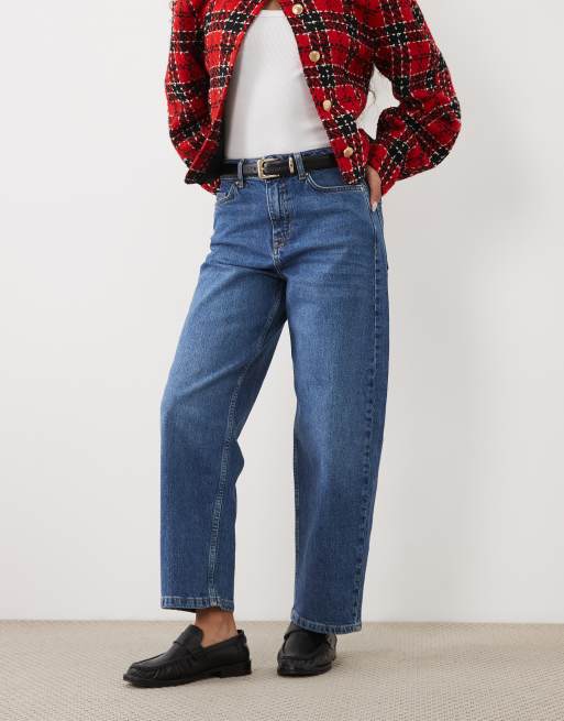 JDY Petite high waist barrel jeans in mid blue, 2 of 5