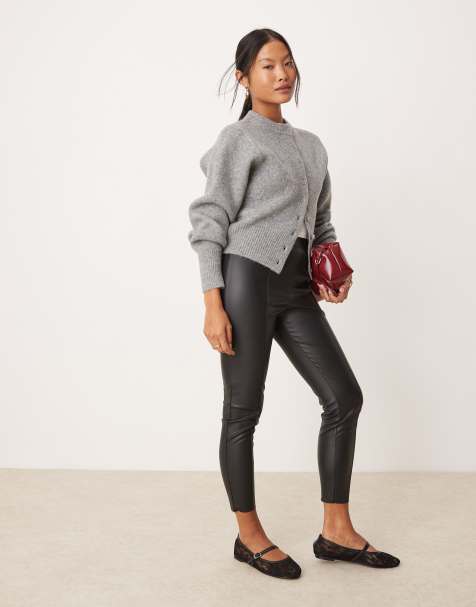 JDY Petite – Hose in Schwarz aus Kunstleder mit hohem Bund - view 1