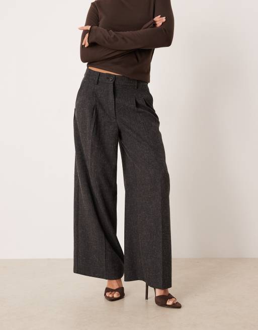 JDY Petite - Pantalon ample et ajusté à taille haute en tissu texturé - Gris foncé, 3 de 5