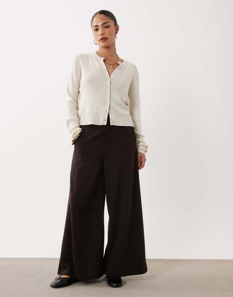 JDY Petite - pantalón de pernera ancha de talle alto en marrón chocolate - view 1