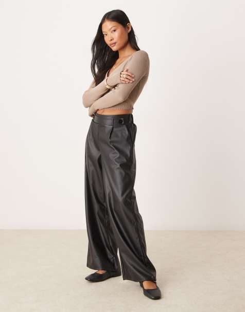 JDY Petite - Pantalon large à taille haute imitation cuir - Noir - view 1