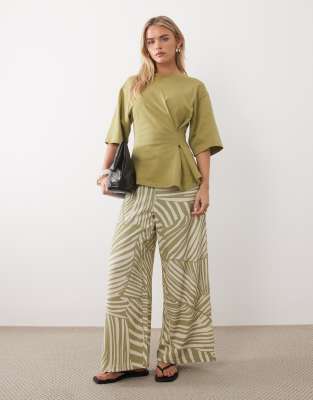 Jdy Petite Pull On Pants In Green