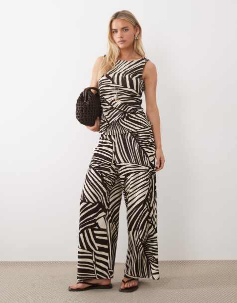JDY Petite pull on trousers co-ord in brown abstract print - view 1