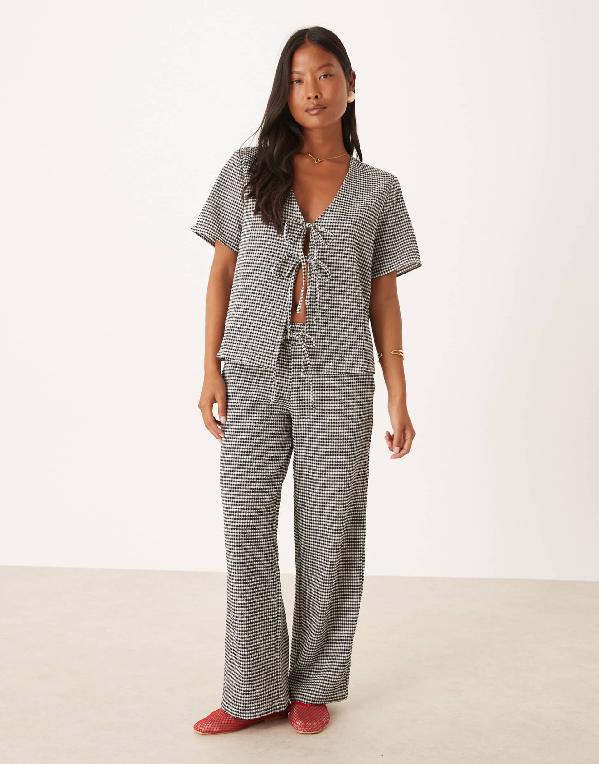 jdy petite seersucker wide leg pants in black gingham - part of a set