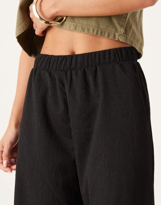 JDY Petite - Sorte og teksturerede bukser med brede ben, 4 af 5