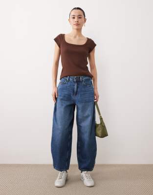 JDY Petite Susie mid waist barrel leg jeans in mid blue