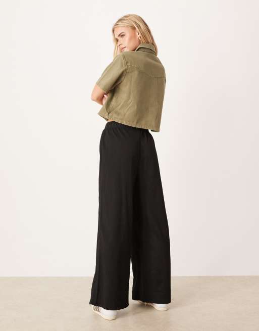 JDY Petite – Svarta, texturerade byxor med vida ben, 5 av 5