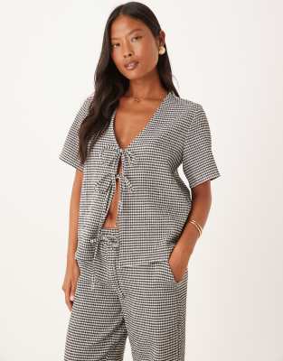tie front seersucker top in black gingham - part of a set
