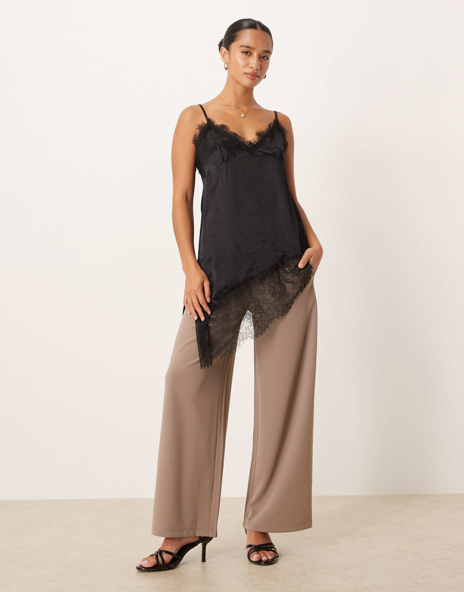 Широкие брюки JDY Petite цвета плавучего дерева серого цвета