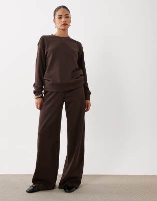 Jdy Petite Wide Leg Sweat Joggers Co-ord In Brown