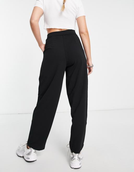 JDY pleat detail ankle length trousers in black, 2 of 4