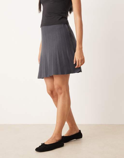 JDY pleated knitted skirt in grey, 2 of 5