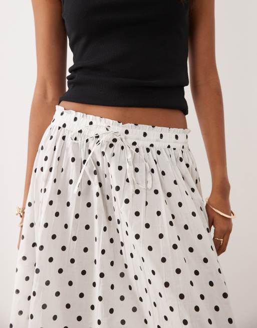JDY pleated maxi skirt in white polka dots, 3 of 5