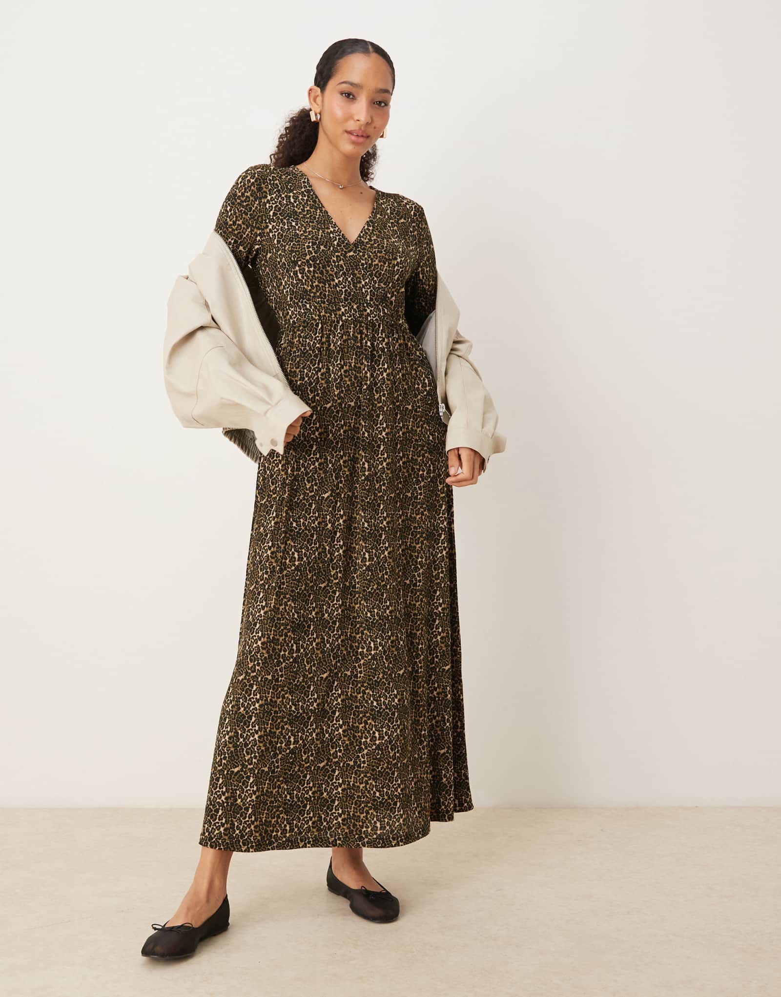 Макси-платье JDY plisse с животным принтом