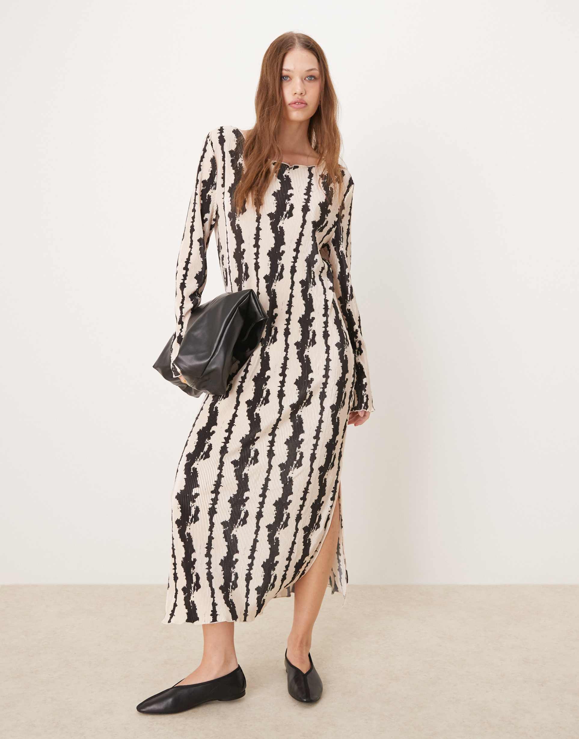 jdy plisse midi dress in leopard