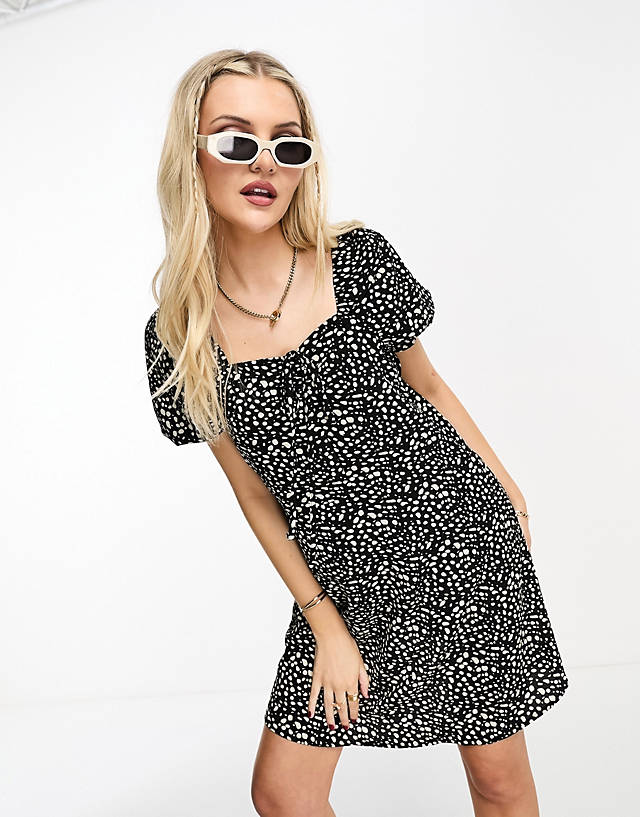 JDY - puff sleeve smock mini dress in black and white spot
