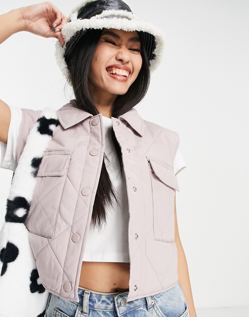 JDY quilted cropped gilet in pale pink-Brown