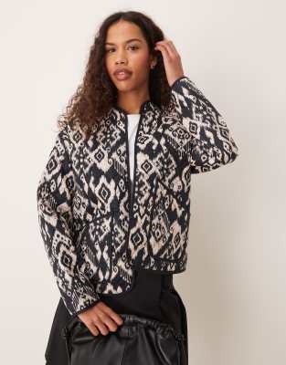 Jdy Quilted Jacket In Black