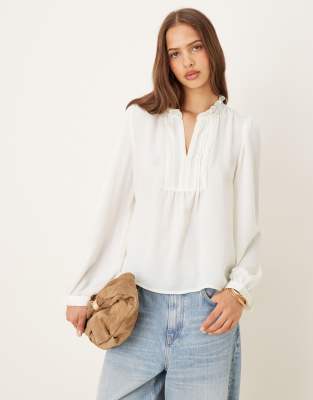 relaxed fit boho detail blouse in white