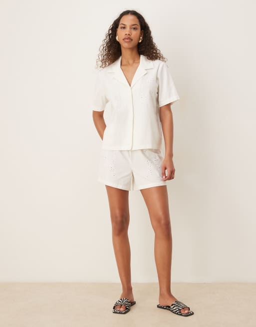 JDY relaxed pull on shorts in white eyelet - part of a set, 2 of 5