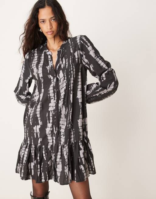 JDY - Robe babydoll courte à imprimé graphique - Noir