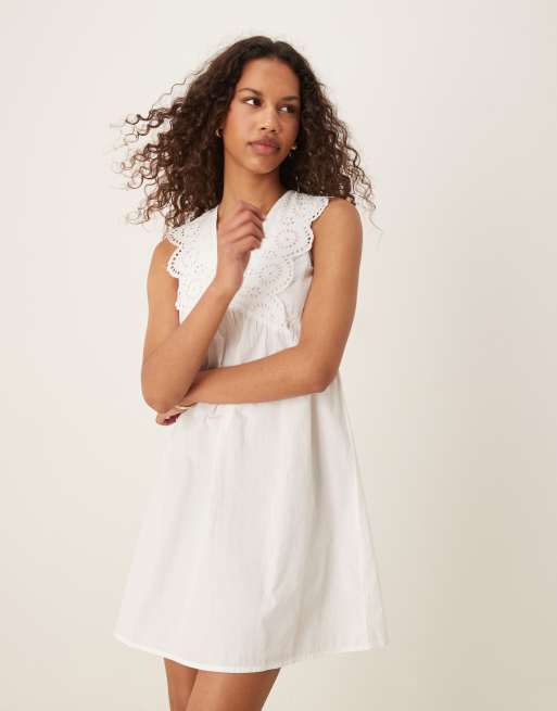 JDY - Robe courte avec détails en broderie anglaise - Blanc