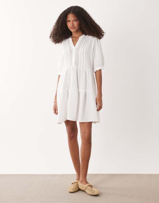 JDY - Robe courte en gaze avec ourlet plongeant avec détail en dentelle - Blanc, 2 de 4