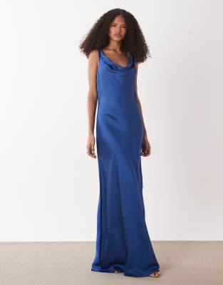 Robe longue en satin à col bénitier - Bleu marine S