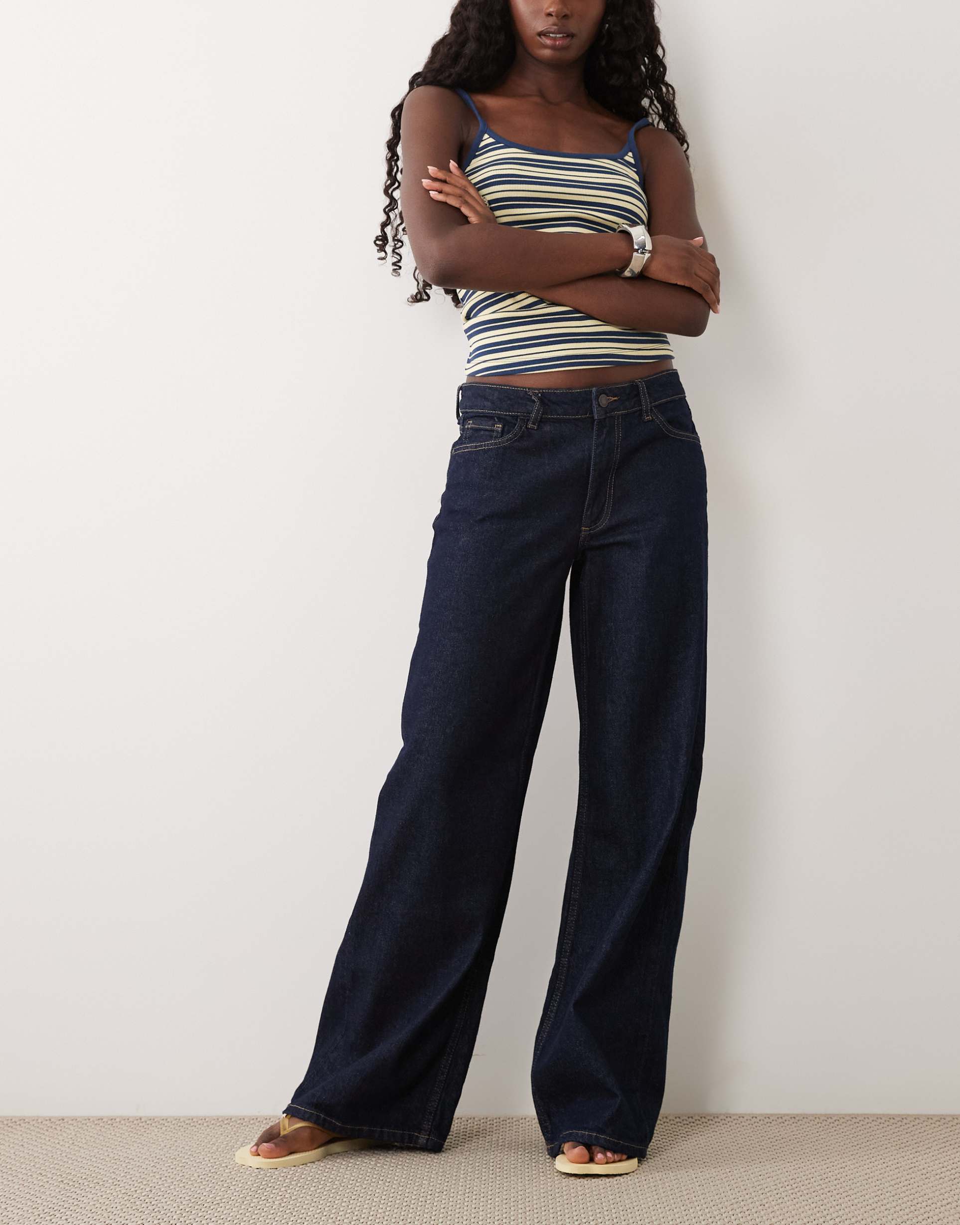 jdy ruby mid waist wide leg jeans in rinsed dark blue