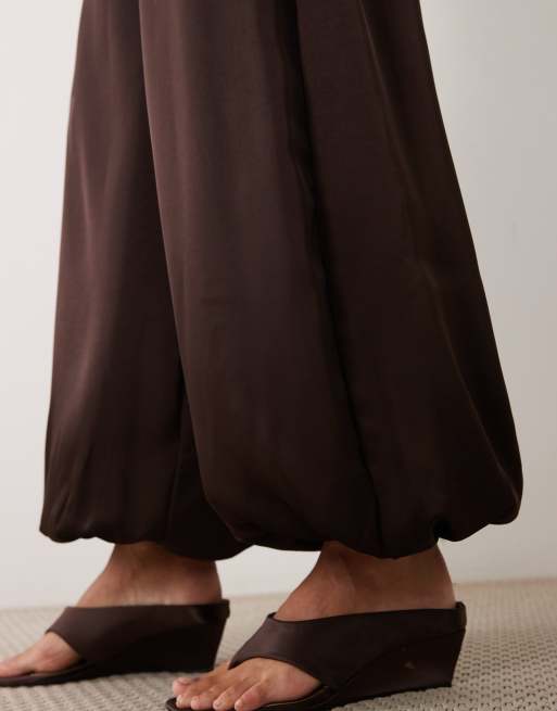 JDY satin balloon trousers in brown, 5 of 5