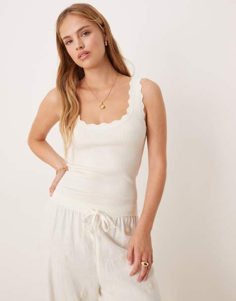 JDY scallop edge knit tank top in white - view 1