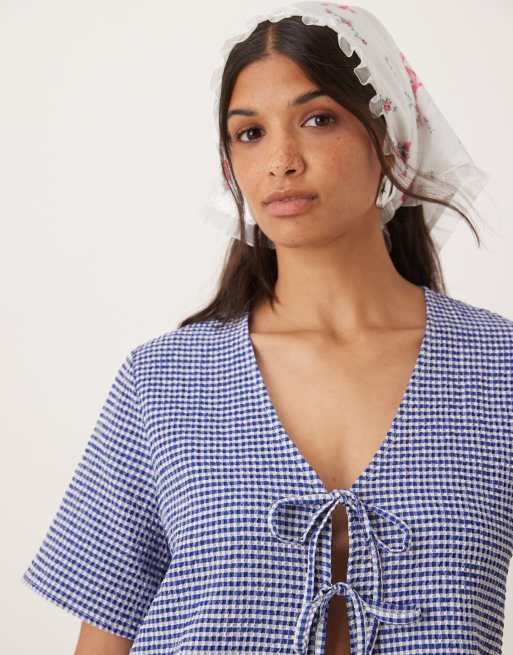 JDY - Seersucker top met gestrikte voorkant in blauwe gingham ruit, deel van co-ord set, 3 van 4