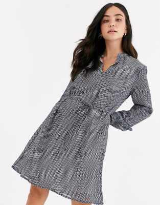 long sleeve chiffon gown