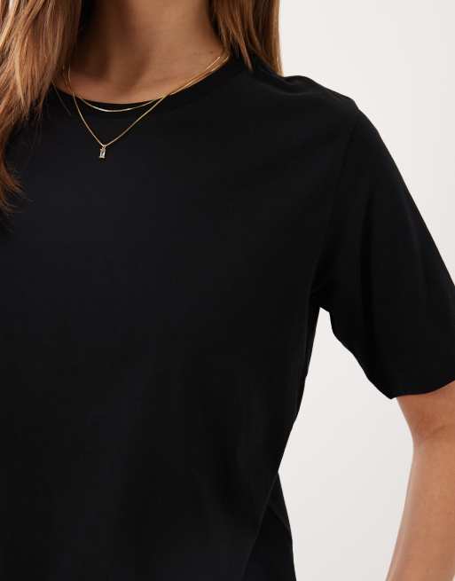 JDY - Set van 2T-shirts in zwart en wit, 3 van 4