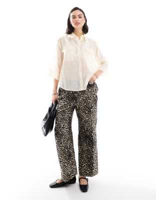 sheer 3/4 length sleeve shirt in cream-Neutral