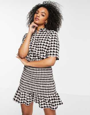 JDY shirt dress with shirred skirt in black and white geo print - ASOS Price Checker