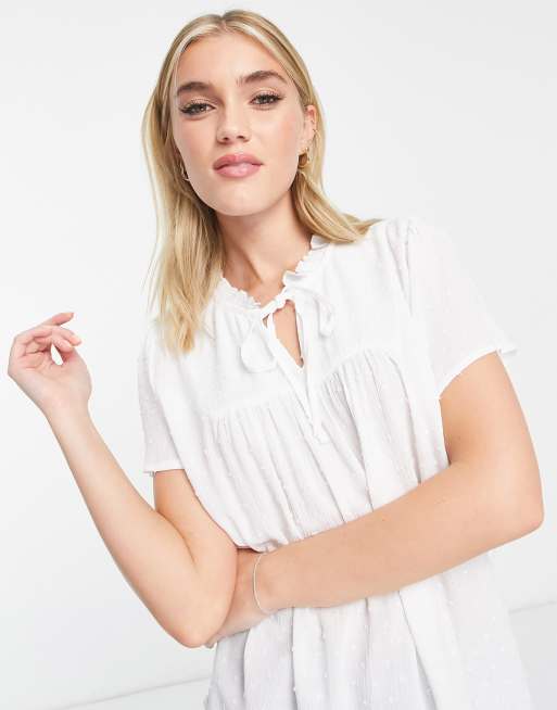 JDY short sleeve dobby blouse in white, 3 of 4