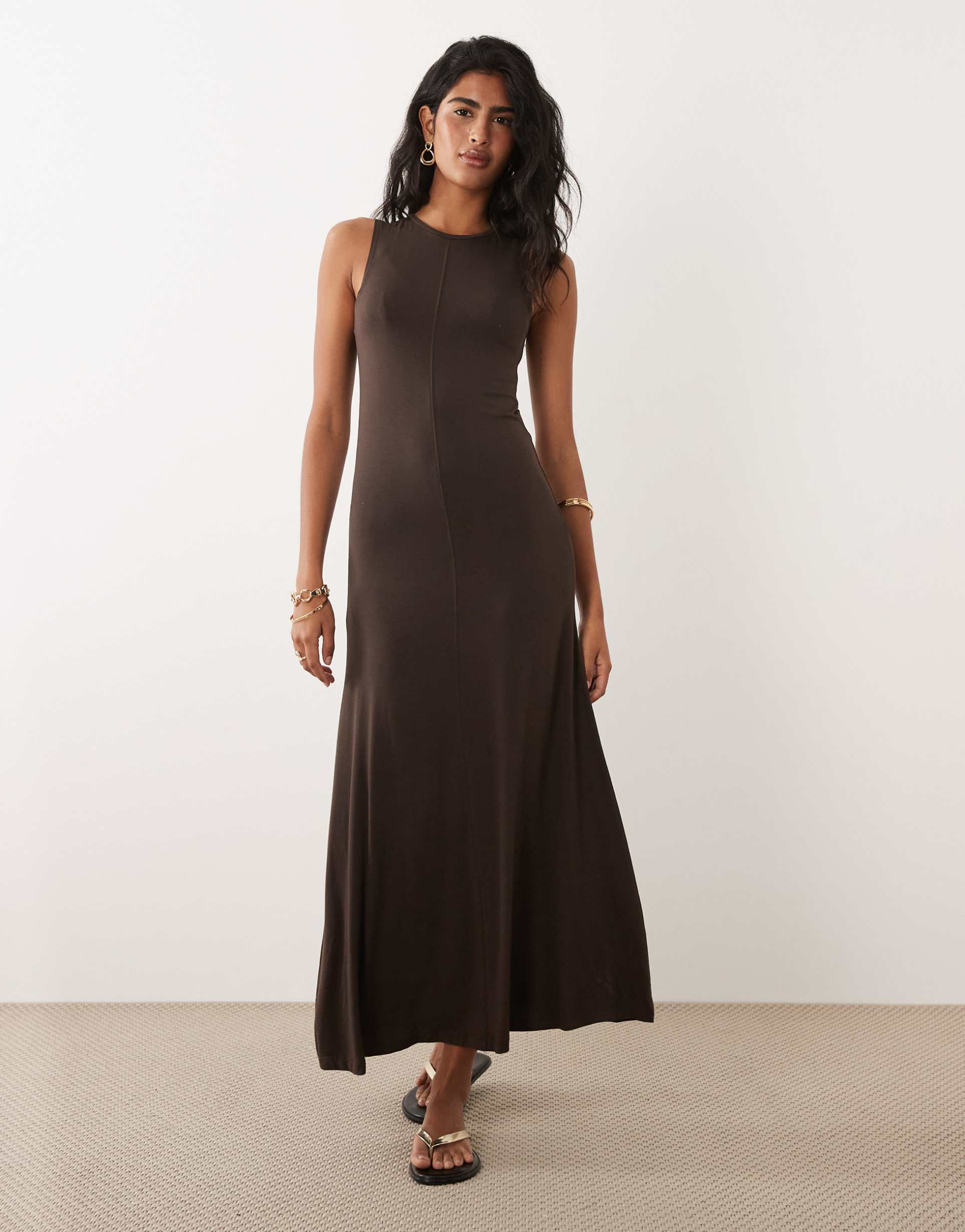 jdy sleeveless maxi dress in brown
