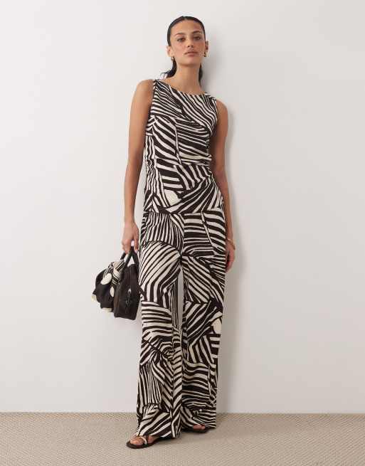 JDY sleeveless top co-ords in brown abstract print, 3 of 4
