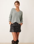 [JDY] JDY slouchy longline jumper with side split in light blue M Light blue