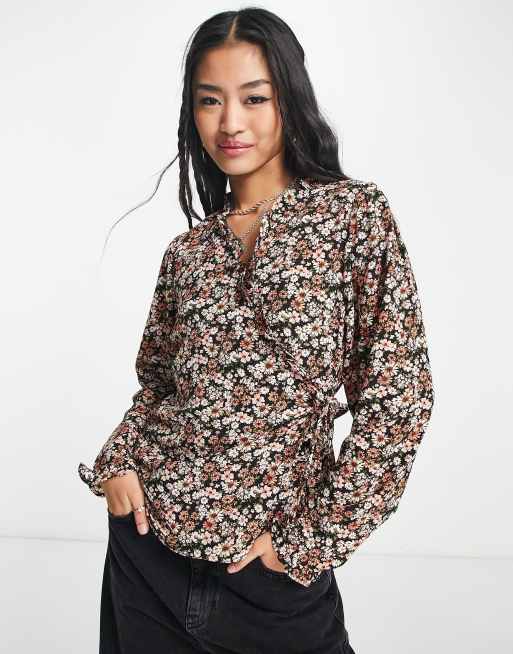 JDY - Sofia - Slå-om-top med blomsterprint