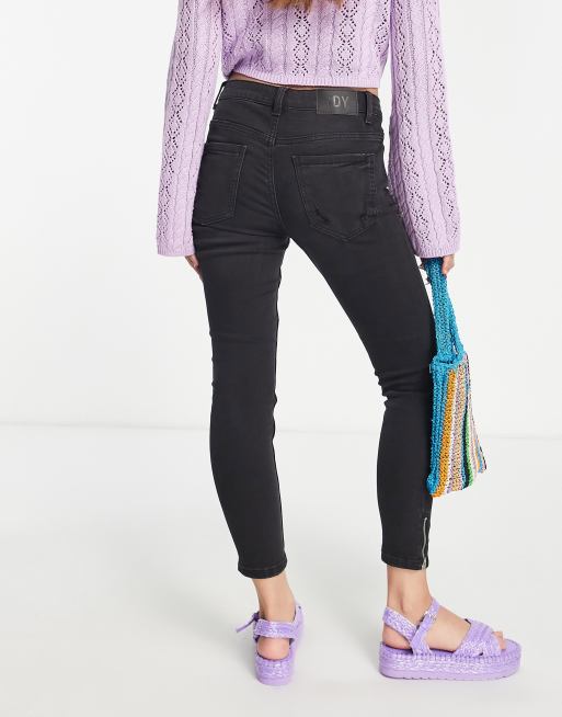 JDY – Sonja – Hoch geschnittene, enge Jeans in Schwarz , 2 von 4
