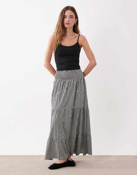 JDY - Sort maxinederdel med sænket, lagdelt kant og gingham-tern - view 1