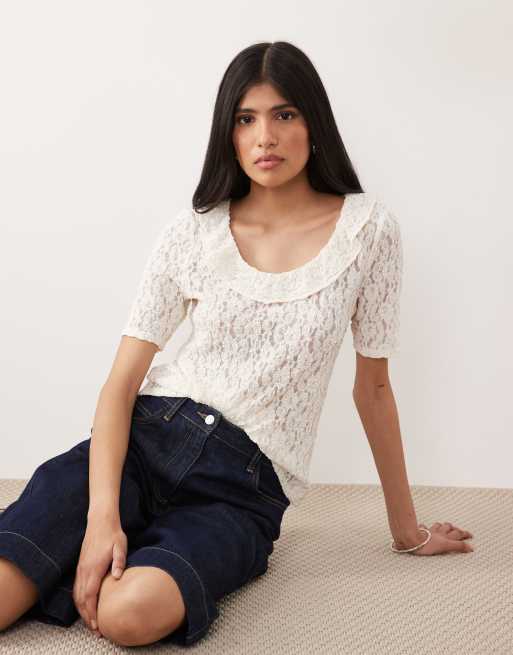 JDY – Spitzenoberteil in Creme mit Rüschendetails, 2 von 4