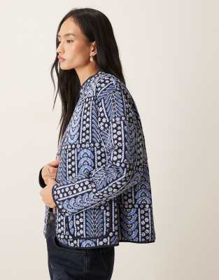 JDY - Steppjacke in Hellblau mit Patchwork-Muster