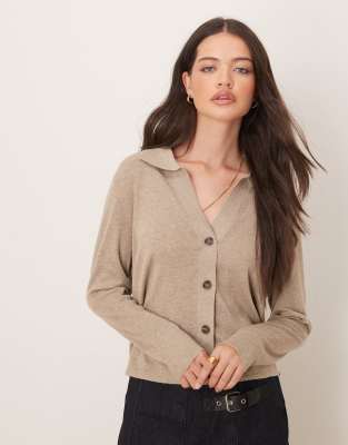 JDY - Strickjacke in Beige mit V-Ausschnitt und Kragen-Neutral