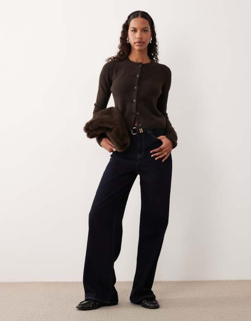 JDY – Strickjacke in Schokobraun mit Rundhalsausschnitt und Wollanteil, 2 von 4